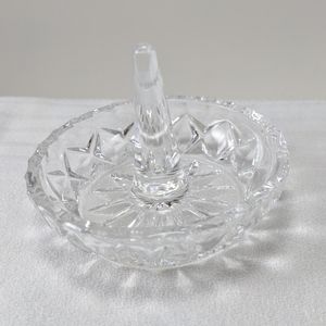 🇨🇦 Ring Keeper (Free with a bundle of 3+ items.)